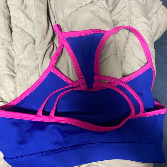 Reebok multicolour sports bra, size m - Picture 4 of 4
